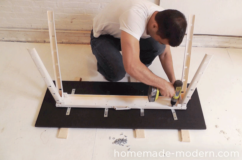 HomeMade Modern DIY Pipe Bench Step 6