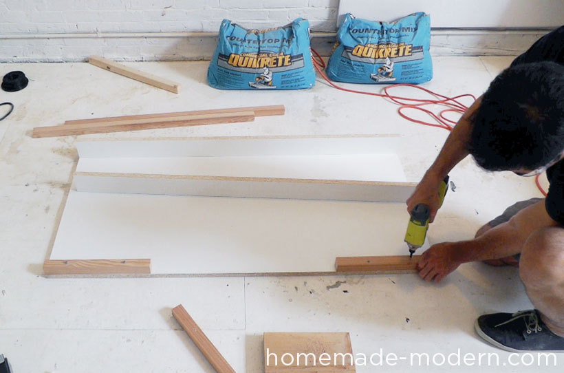 HomeMade Modern DIY EP40 Concrete + Iron Bar Table Step 2