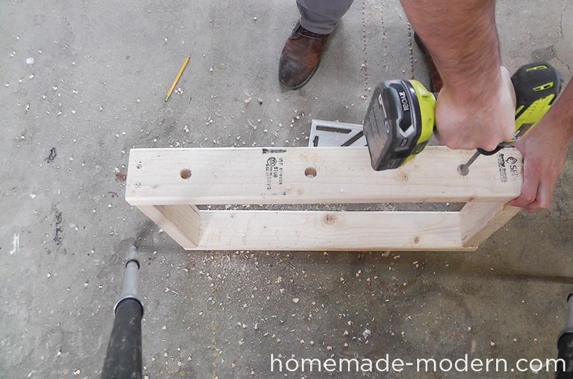 HomeMade Modern DIY EP55 Concrete Bar Step 15