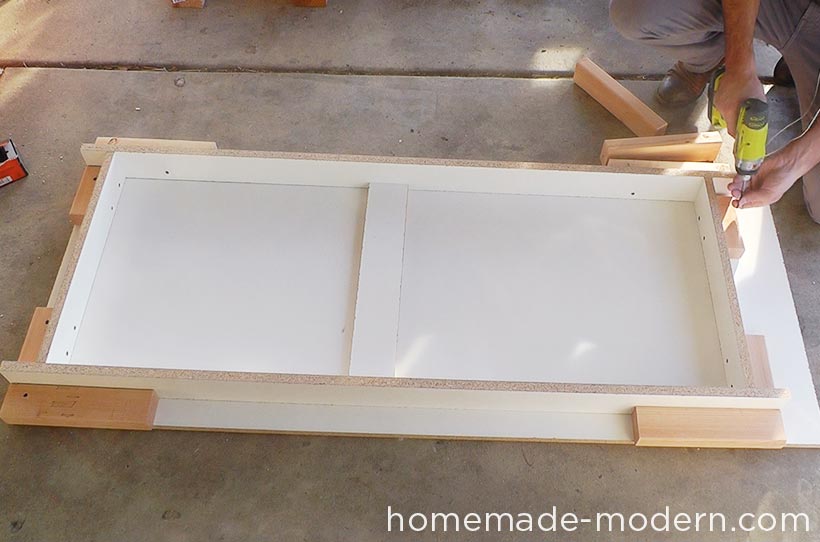 HomeMade Modern DIY EP55 Concrete Bar Step 2