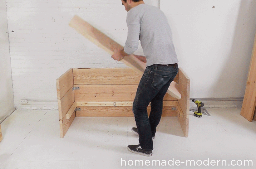 HomeMade Modern DIY EP66 Box Sofa Step 6